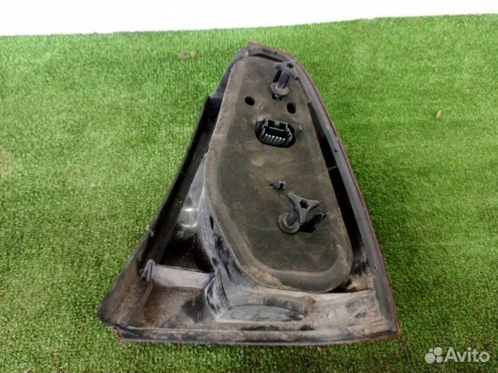 Фонарь задний левый Renault Logan 1 K7M 2009