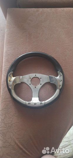 Руль автомобильный