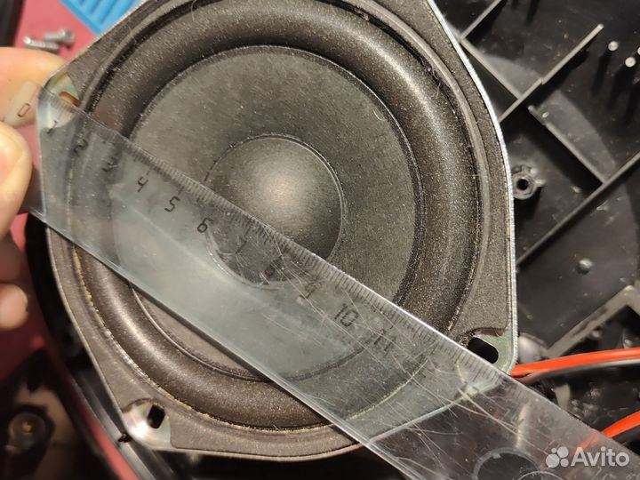 Динамики JBL