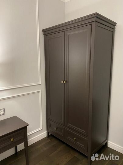 Тумба прикроватная массив