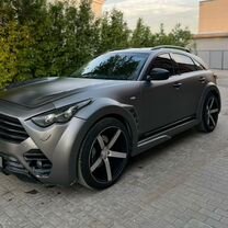 Infiniti FX50 5.0 AT, 2009, 270 000 км, с пробегом, цена 1 950 000 руб.