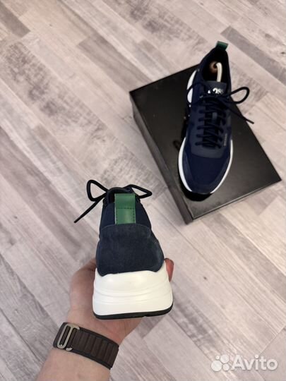 Кроссовки мужские hugo boss