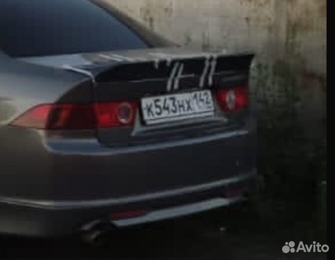 Продам спойлер