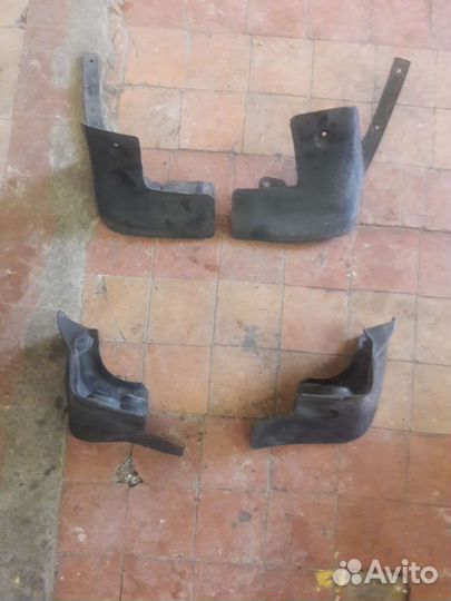 Брызговики toyota cresta