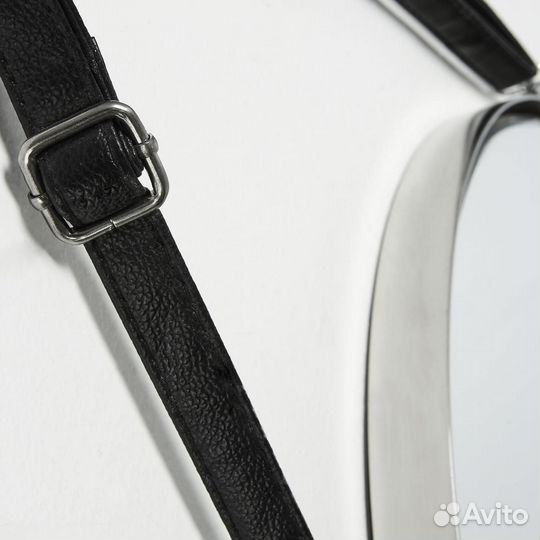 Круглое зеркало на ремне Elne в раме 30x30 см