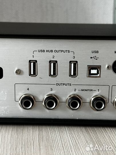 Внешняя звуковая карта USB M-Audio M-Track Quad