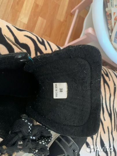 Коньки хоккейные