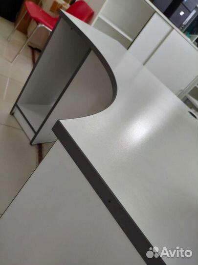 Рабочий стол угловой