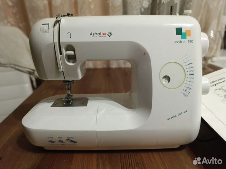 Швейная машина Astralux 590