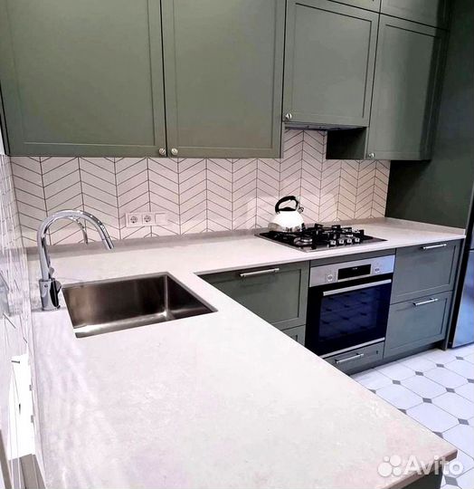 Кухонный гарнитур на заказ от фабрики