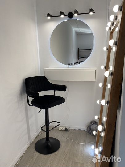 Аренда рабочего места для бровиста