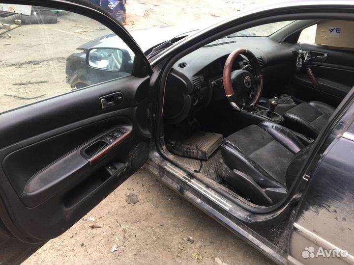 1 В наличии салон Volkswagen Passat B5+
