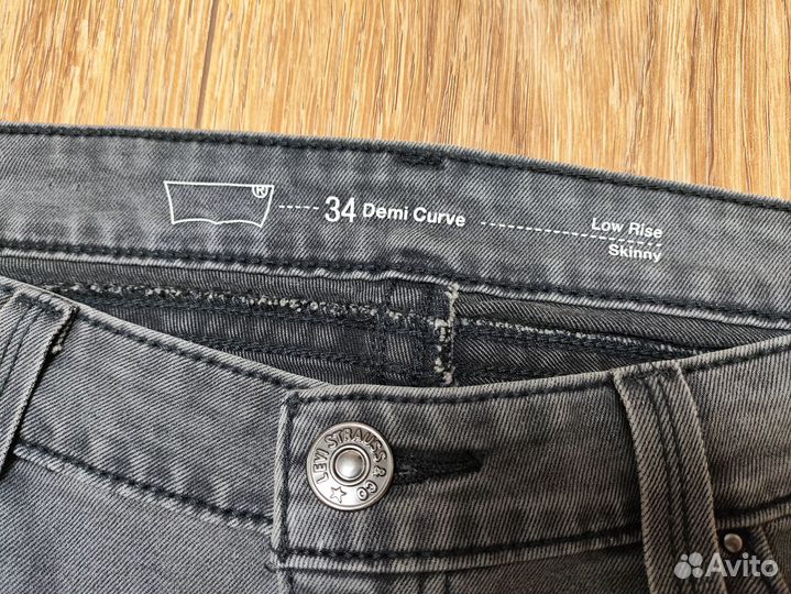 Levi's Джинсы женские 34