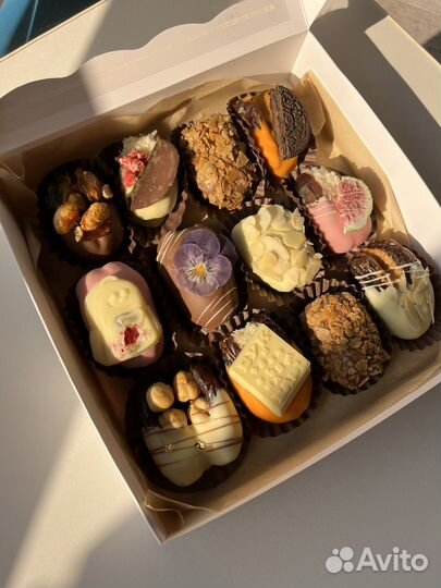 Финики израиль в шоколаде Callebaut