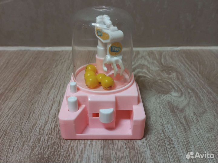 Игрушечный игровой автомат