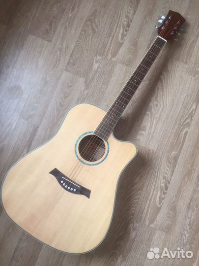 Гитара акустическая новая. Дредноут. Массив