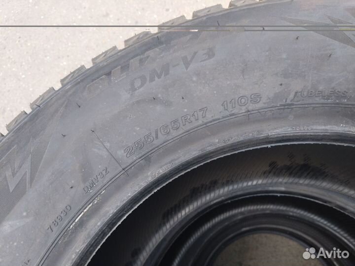 Bridgestone Blizzak DM-V3 265/65 R17 110S