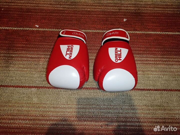 Новые боксерские перчатки Green Hill 12 oz
