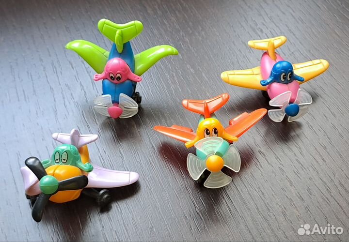 Игрушки из киндера 90х