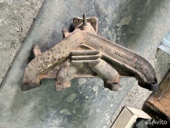 Коллектор выпускной ауди 80