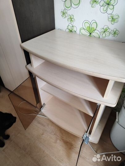 Тумба под телевизор