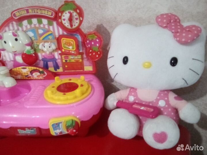 Продается интерактивная игрушка Хэлоу Кити