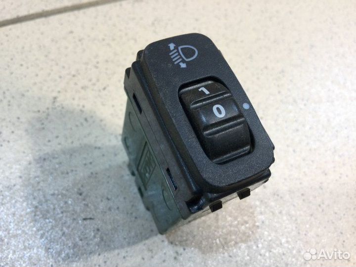 Кнопка корректора фар Citroen C4 Aircross