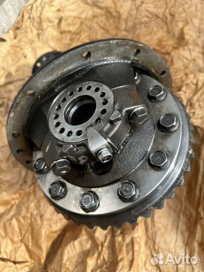 Редуктор заднего моста (с самоблокировкой)