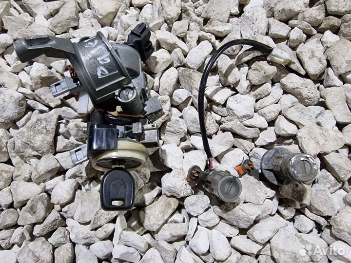 Замок зажигания Паджеро 4