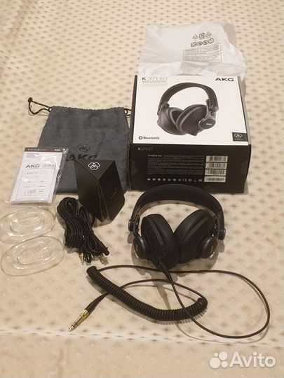 Наушники AKG K371-BT