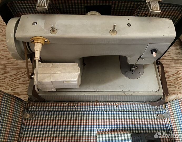 Швейная машинка Мальва класс 120