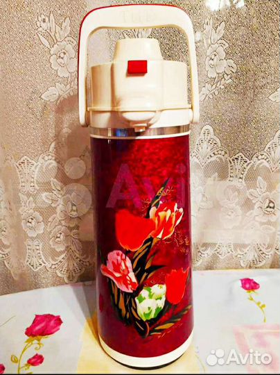 Термосы 2,5и3л. С помпой