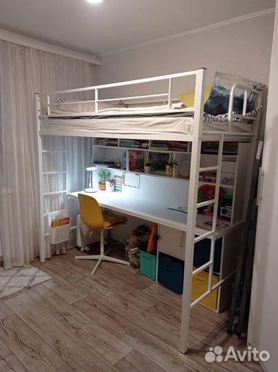 Детская кровать чердак с рабочей зоной