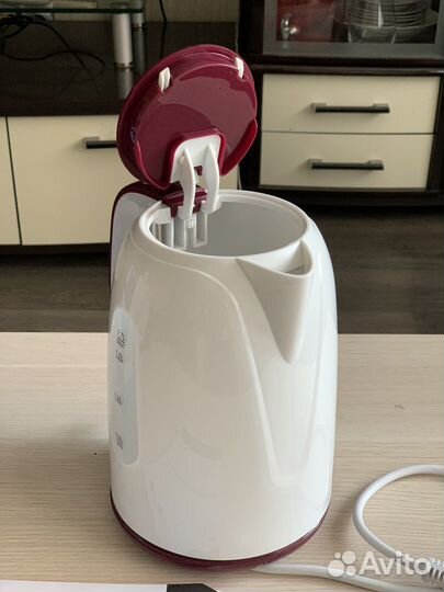 Чайник новый пластиковый Vitek vt-7006