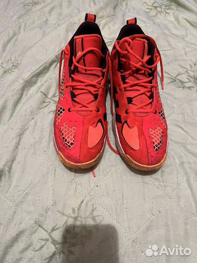Кроссовки adidas