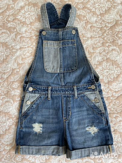 Джинсовый комбинезон Gap