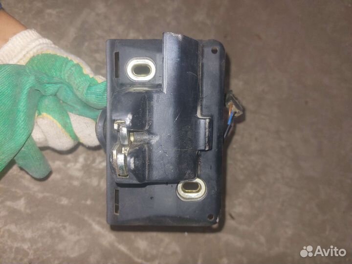 Крышка багажника mercedes w202