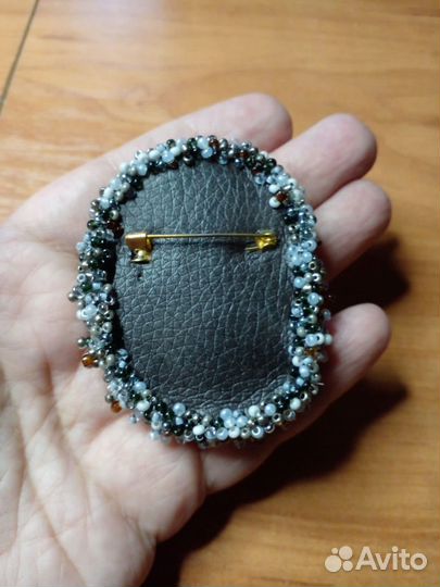 Авторская брошь