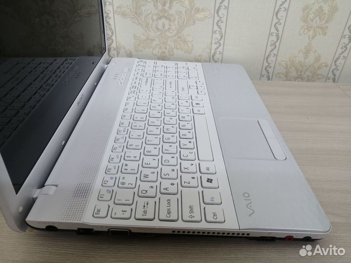 Ноутбук Sony Vaio 15.6 / Windows 10
