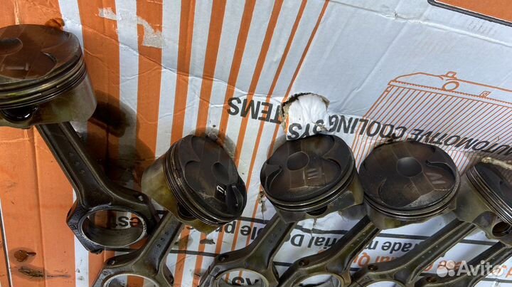 Поршень BMW N52 E90 E60 F10 E83