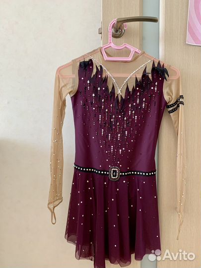 Костюм для фигурного катания 140