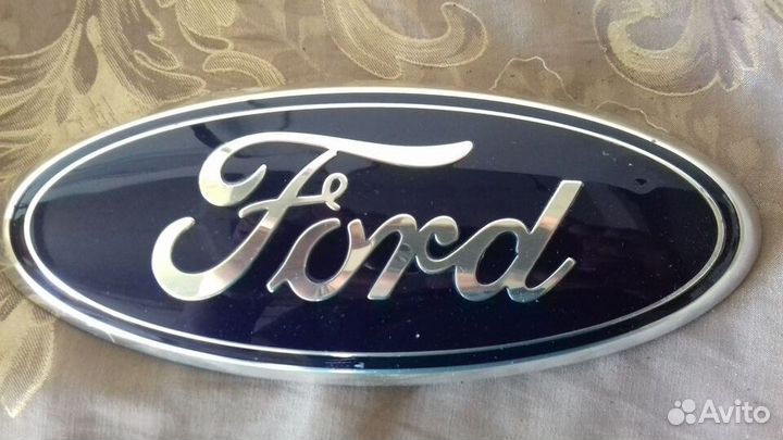 Эмблема форд