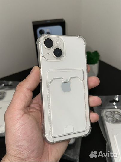 Чехол на iPhone с отделением под карту