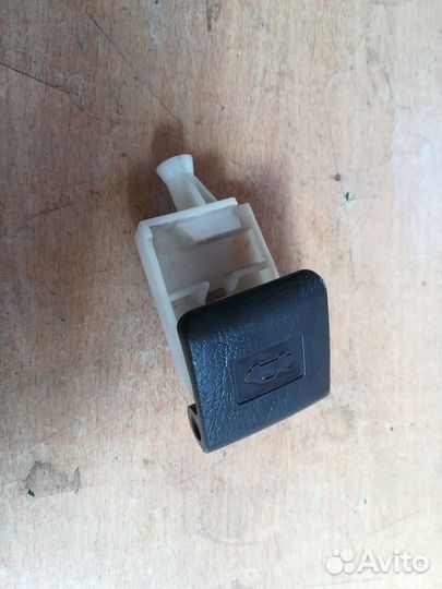 Ручка открывания капота Toyota Corolla E150