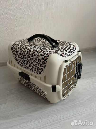 Переноска для кошек и собак