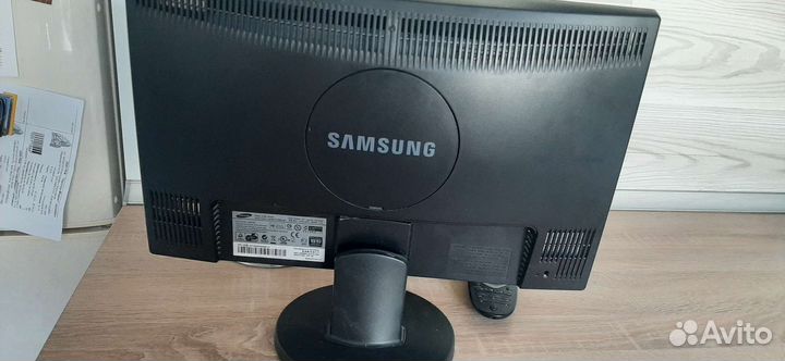 Монитор samsung 943 SN