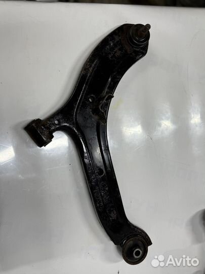 Рычаг правый hyundai accent