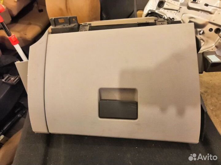 Бардачок Ford С-Max 2006