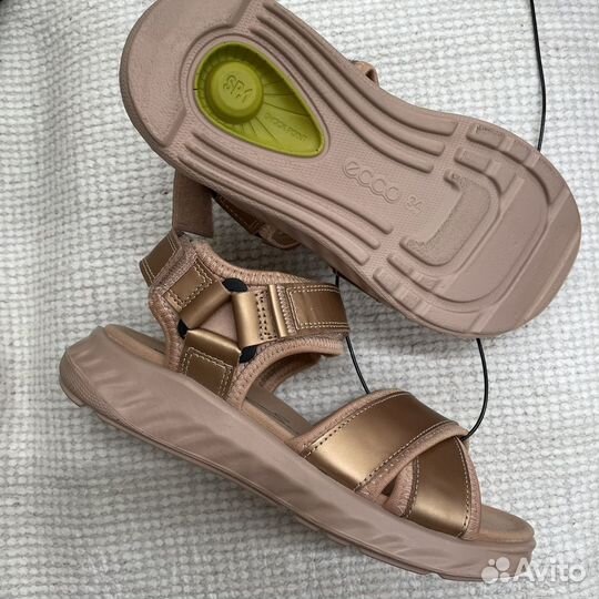 Новые сандалии Ecco ecco SP.1 lite sandal K,34