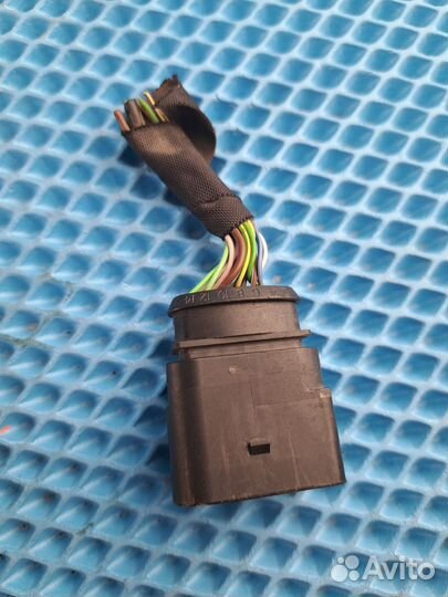 Разъем 6X0973817